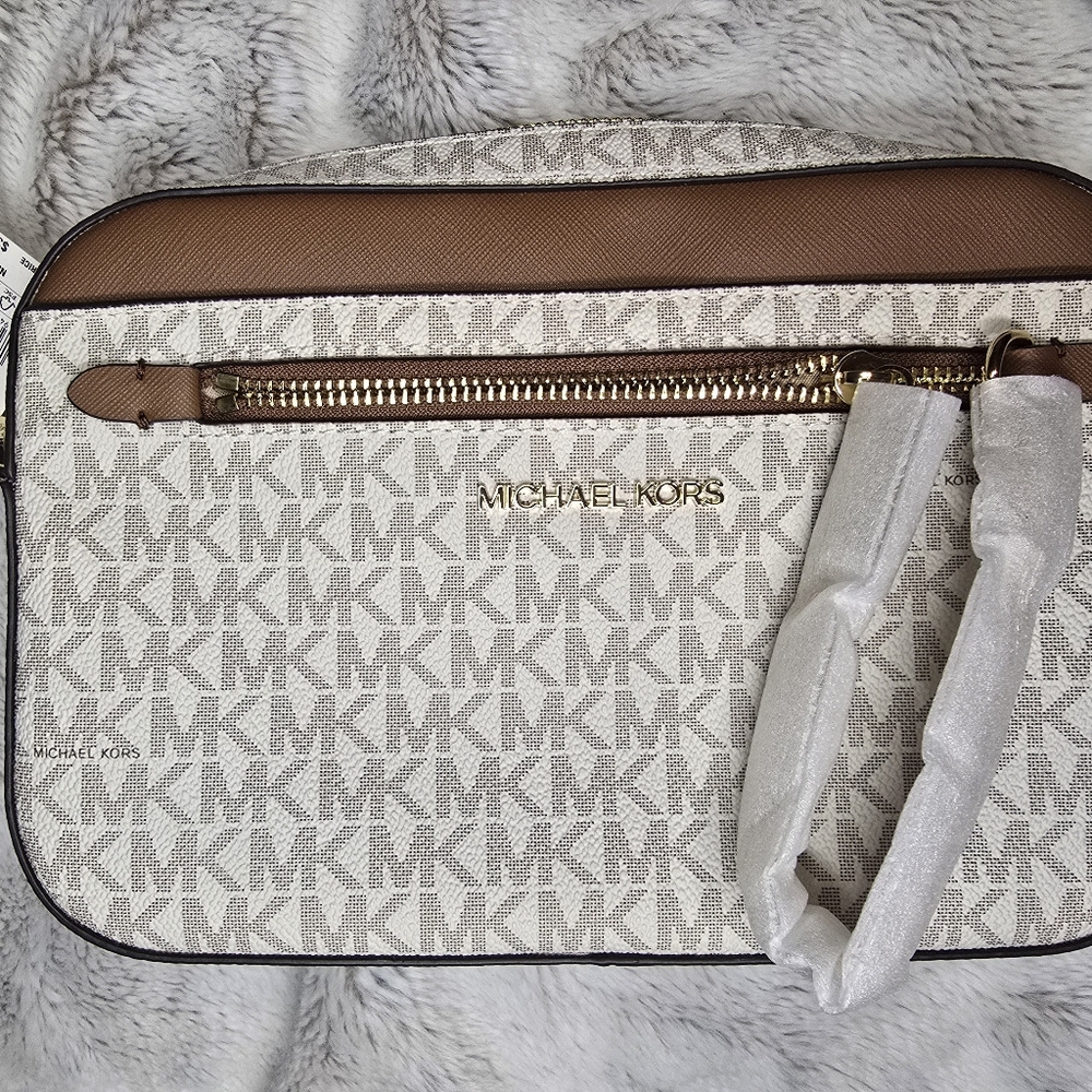 Michael Kors Brown and Cream Logo Shoulder Bag NWT and Plastic